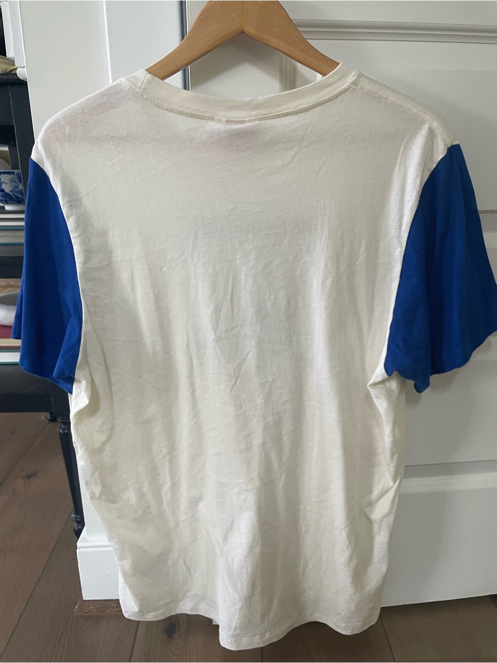 Philadelphia 76ers Mitchell & Ness Hardwood Classic Color Block T-Shirt, Medium - Picture 2 of 4